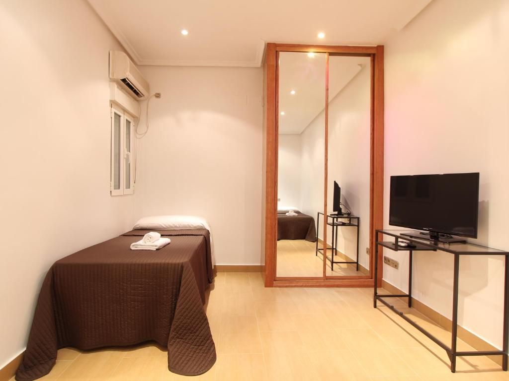 Apartamentos Good Stay Prado 마드리드 객실 사진